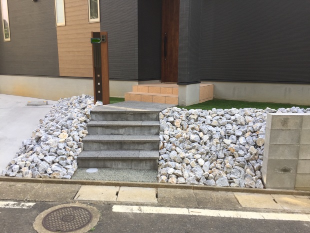 �V�z�O�\�{�H��@��܂��@�S�̑��@���������Îs